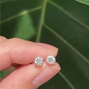Diamond studs 14k .50ctw lab grown